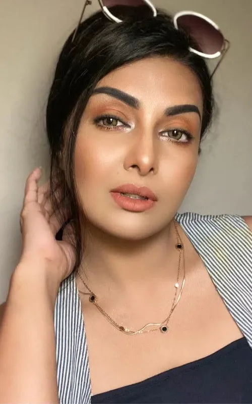 Ayesha salma mukti