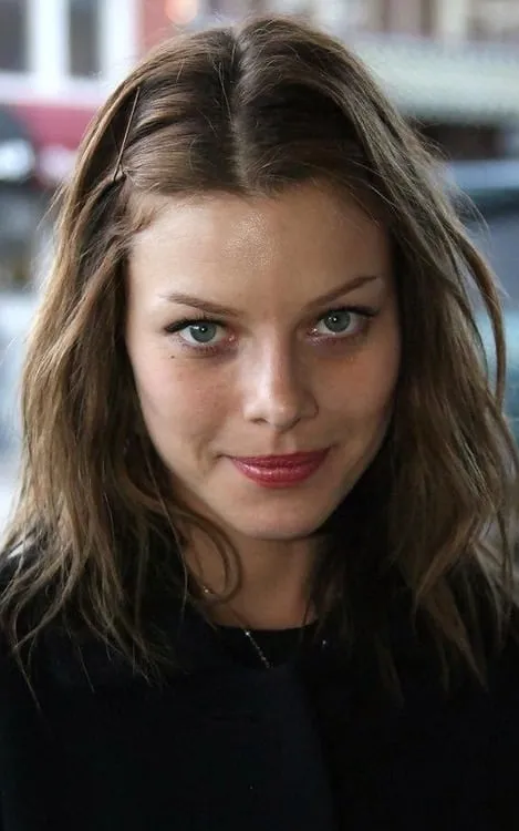 Lauren German