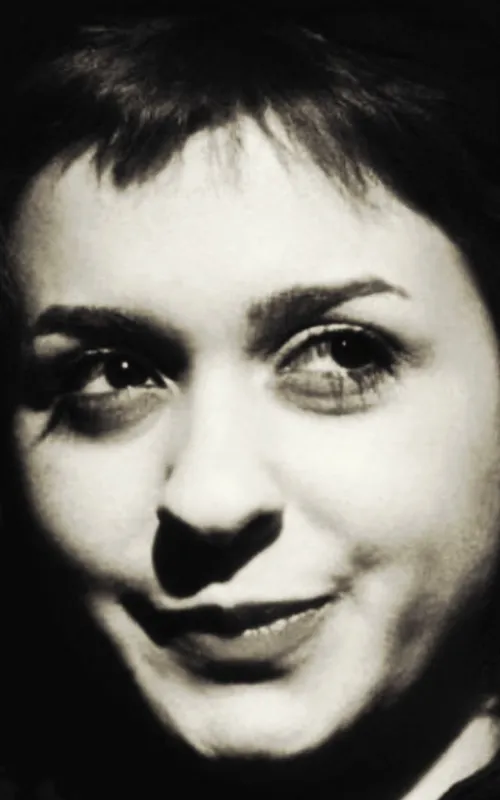 Anali Shakoori