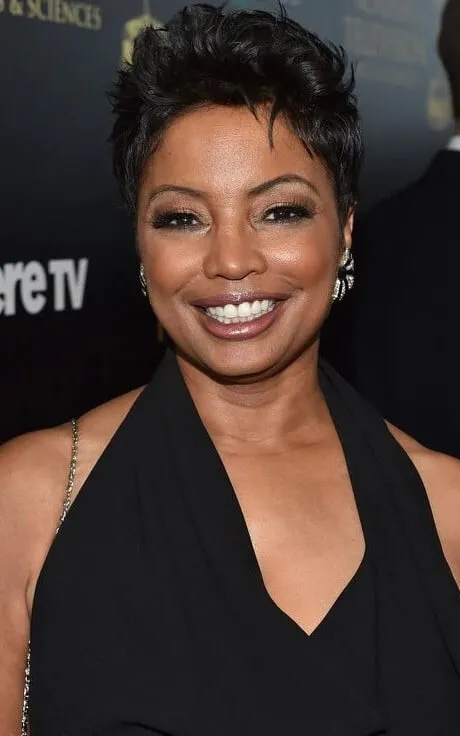 Lynn Toler