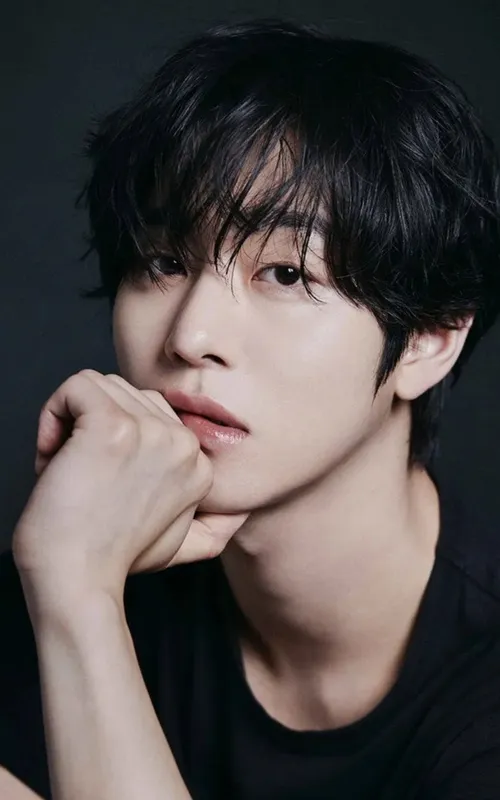 Ahn Hyo-seop