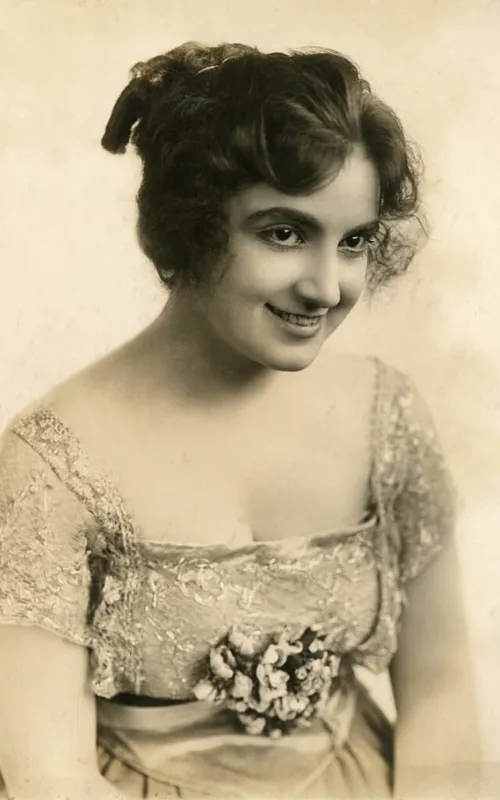 Clara Williams