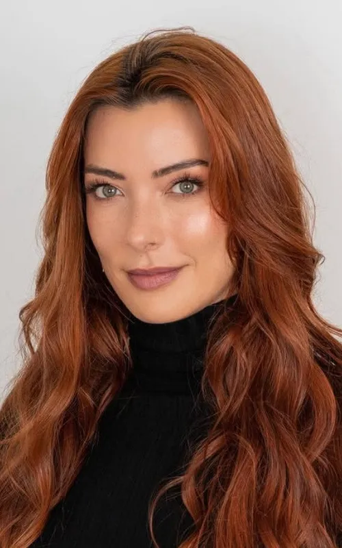 Norma Nivia
