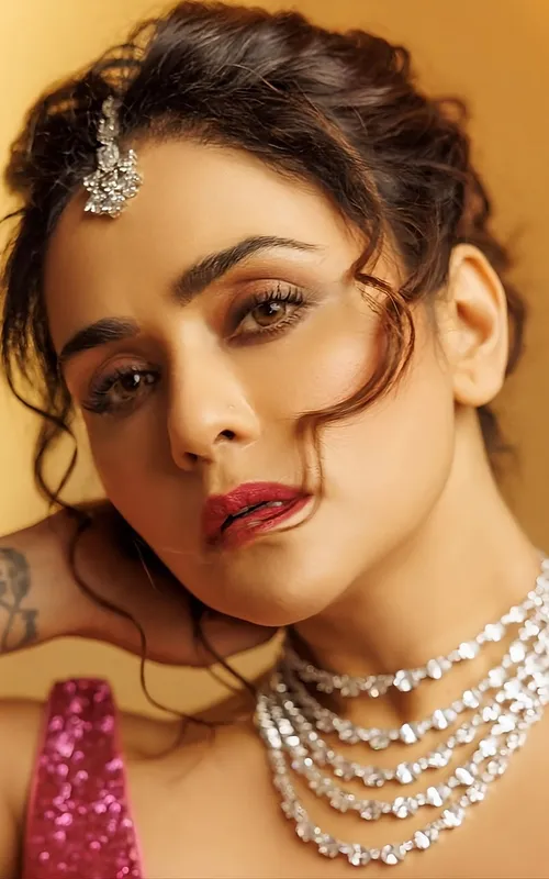 Amruta Khanvilkar
