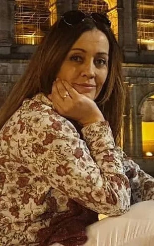 Eva M Guimarey