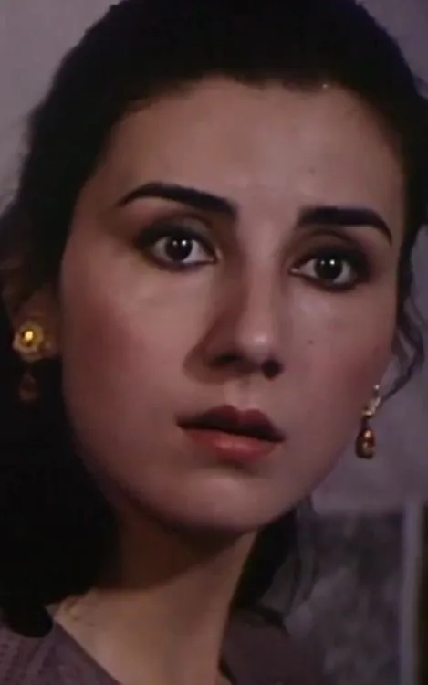 Connie Khan