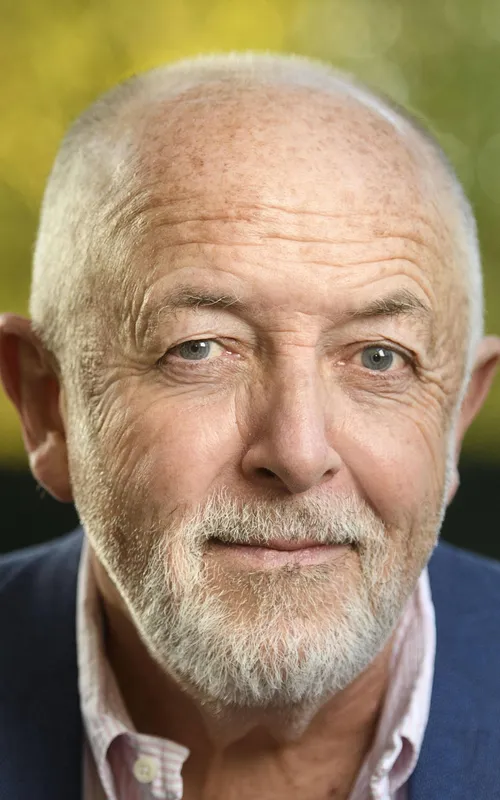 Jeremy Bowen