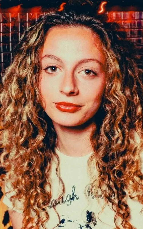Julia DiCesare