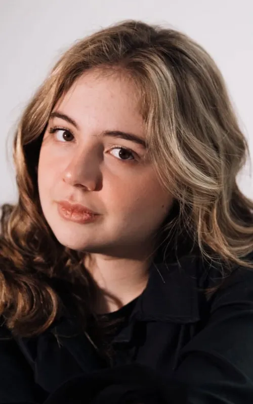 Júlia Dezotti