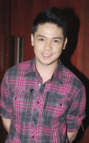 Tyron Perez