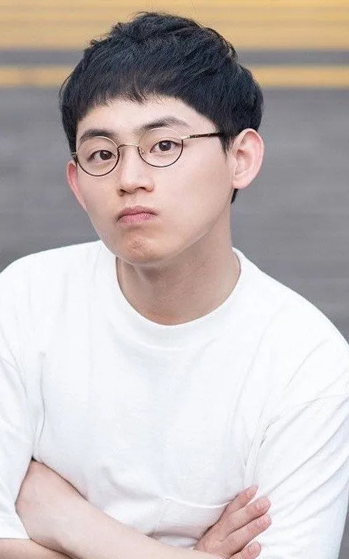 Son Yong-beom