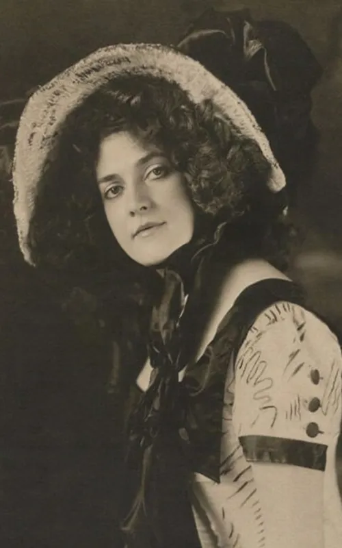 Annabelle Moore