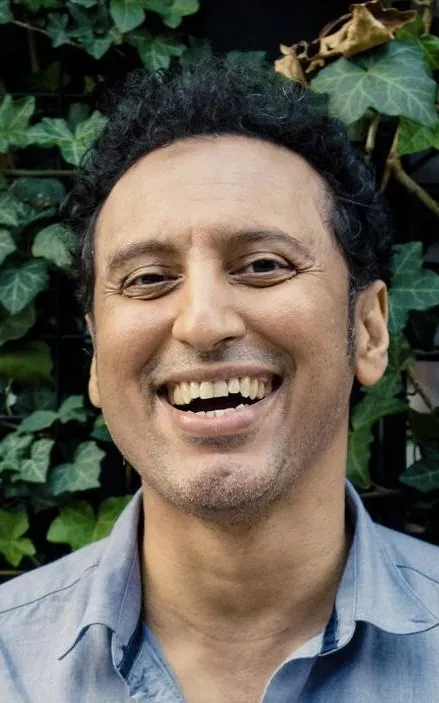 Aasif Mandvi