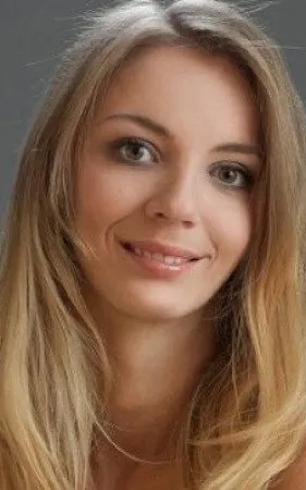 Jasmine E