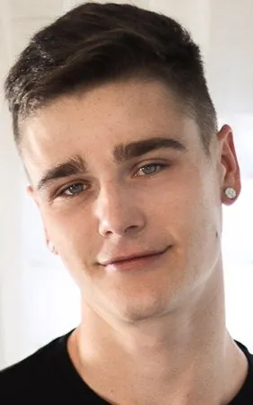 Travis Stevens