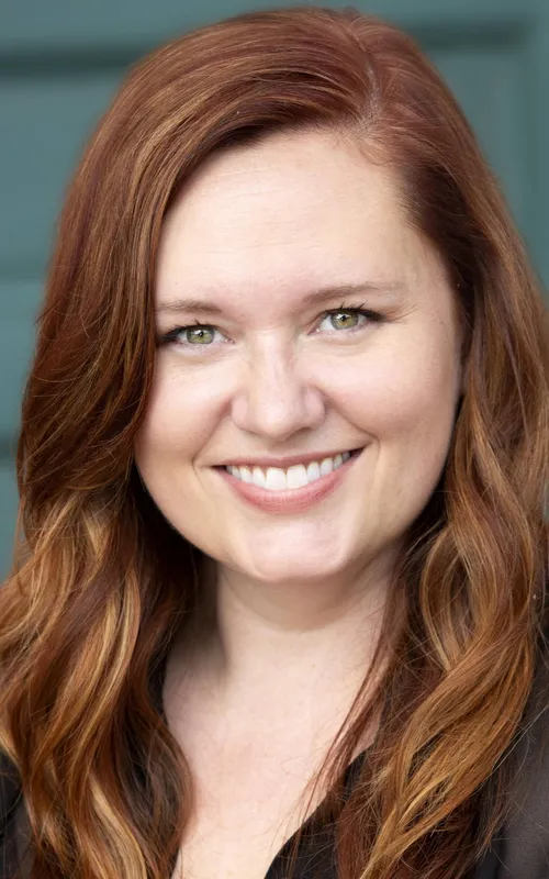 Nicole Hodges
