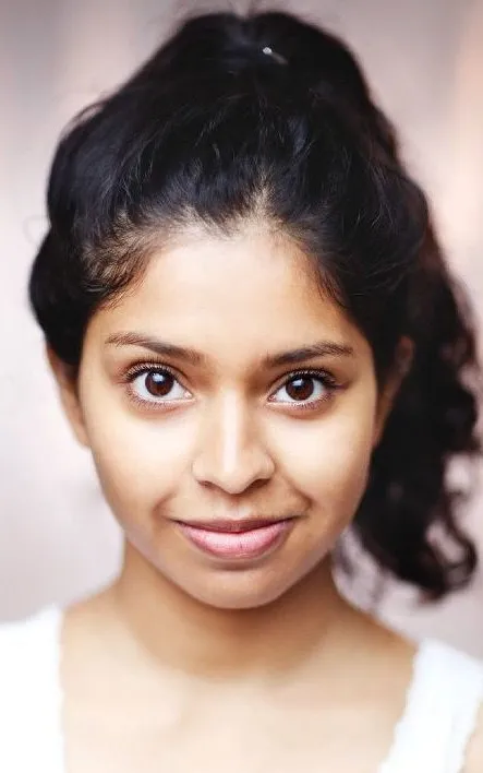 Anushka Chakravarti