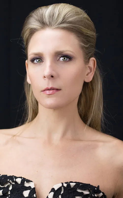Michelle Lang