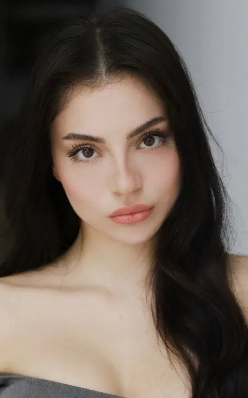 Ecem Ustaoğlu