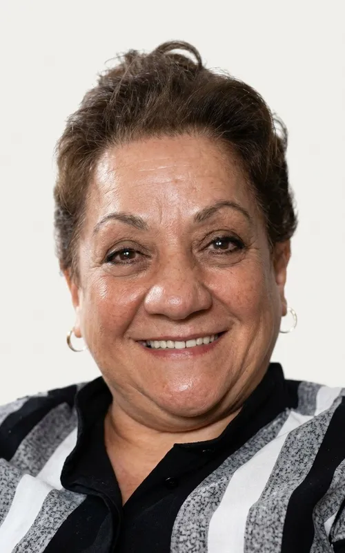 Adile Naşit