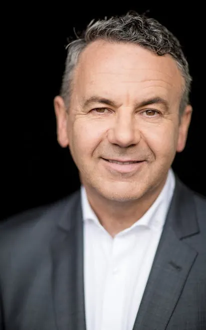 Michael Veitch