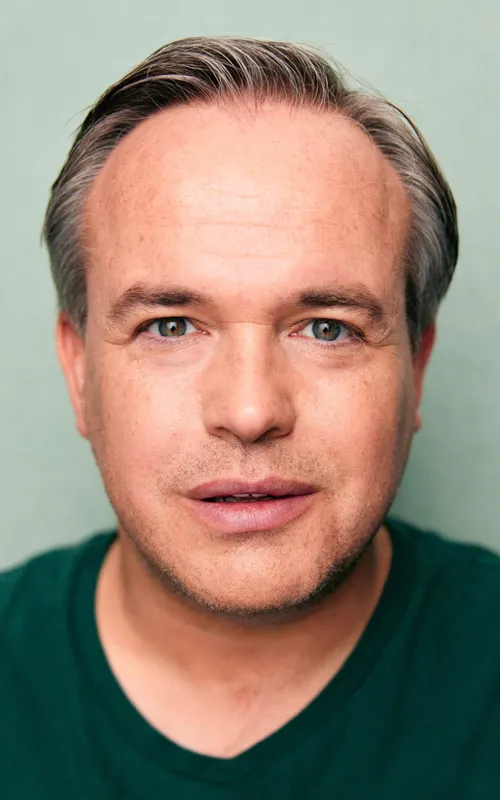 Peter Stray