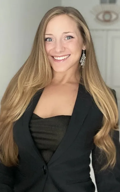 Julia Nicholson