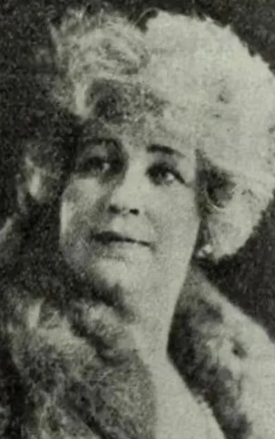 Estelle Evans
