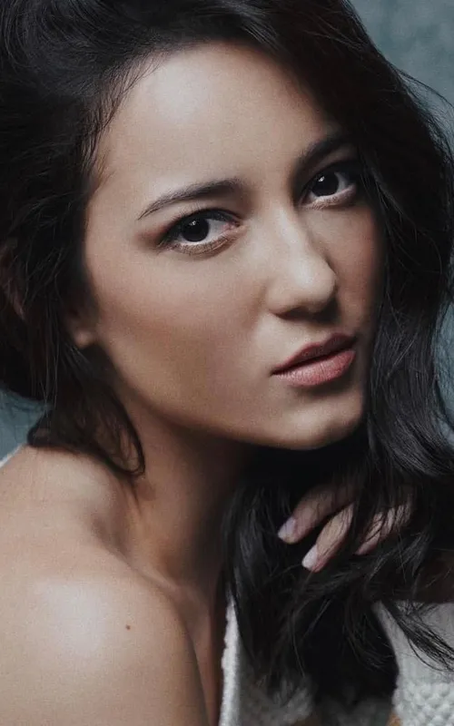 Julie Estelle
