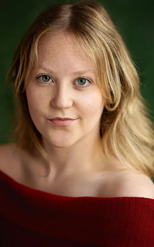 Katie Dobbins