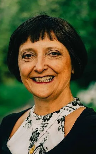Louise Lavictoire