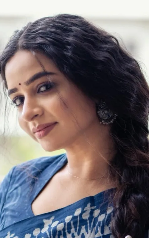 Divya Ganesh