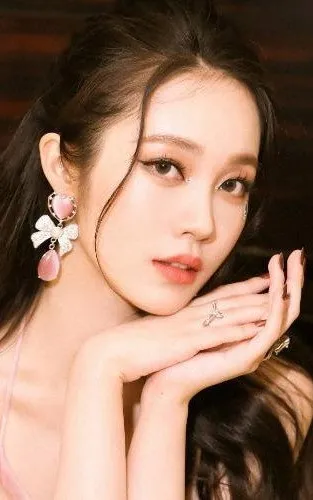 Fu Yaning