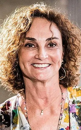 Elena Landau