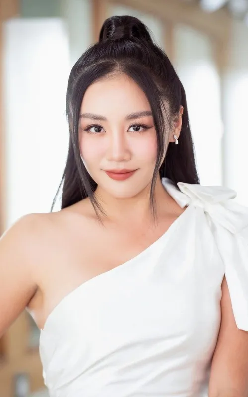 Văn Mai Hương