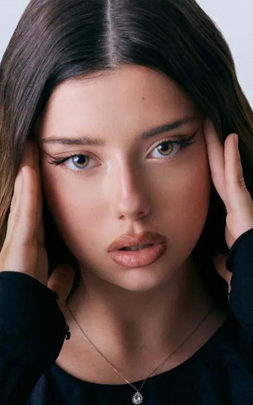 Angelina Pavel
