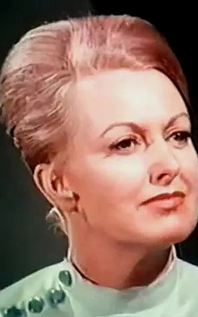 Margo Lee