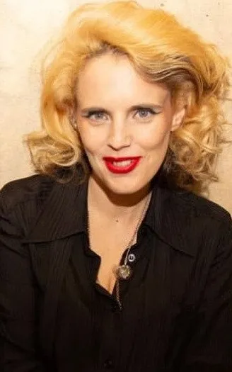 Anna Calvi