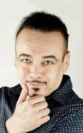 Robert Alvarez