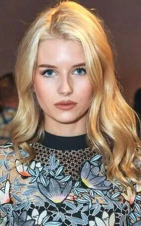 Lottie Moss