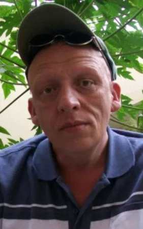 Anton Zakharov
