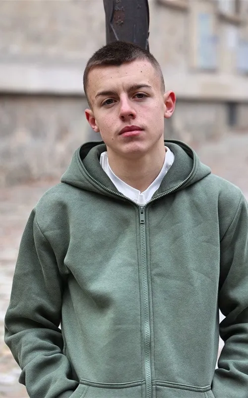 Léni Denis