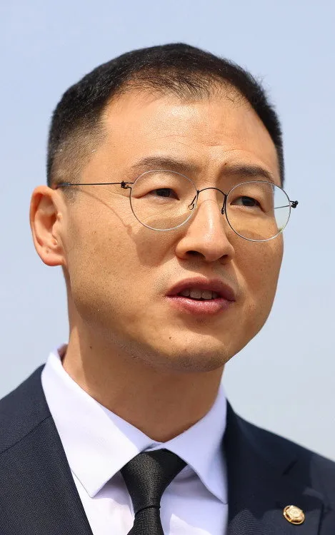 Kim Sang-wook