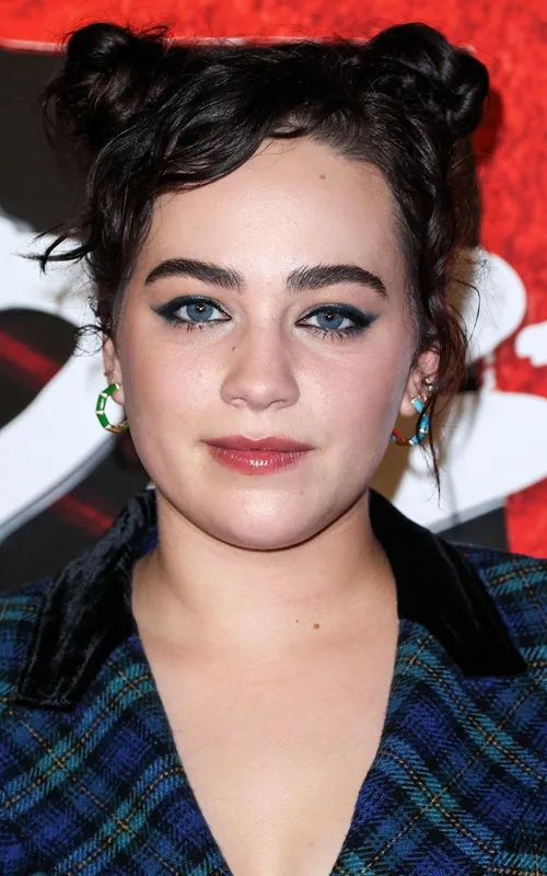 Mary Mouser