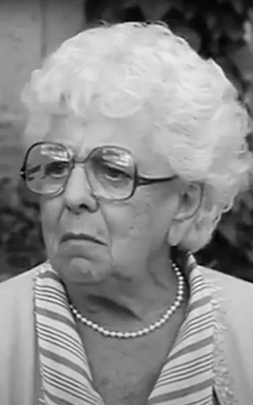 Enid Saunders
