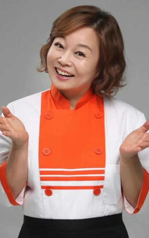 Lee Kyeong-Ae