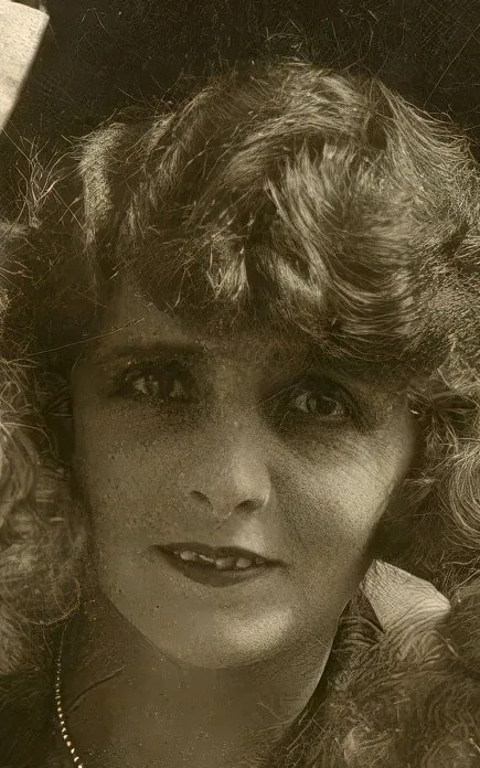 Violette Jyl