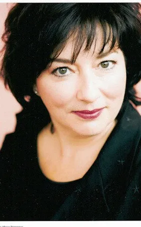 Yvonne Naef