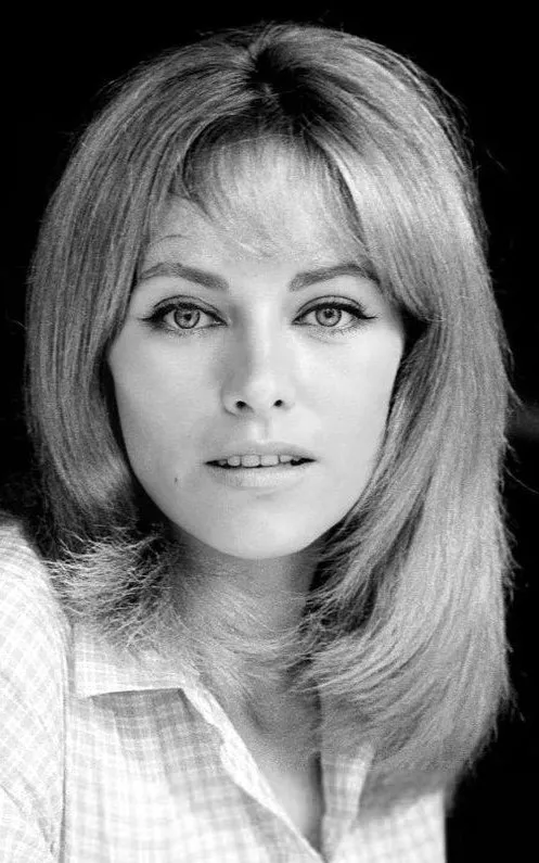 Nathalie Delon