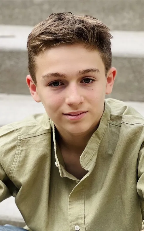 Ethan Chanelles